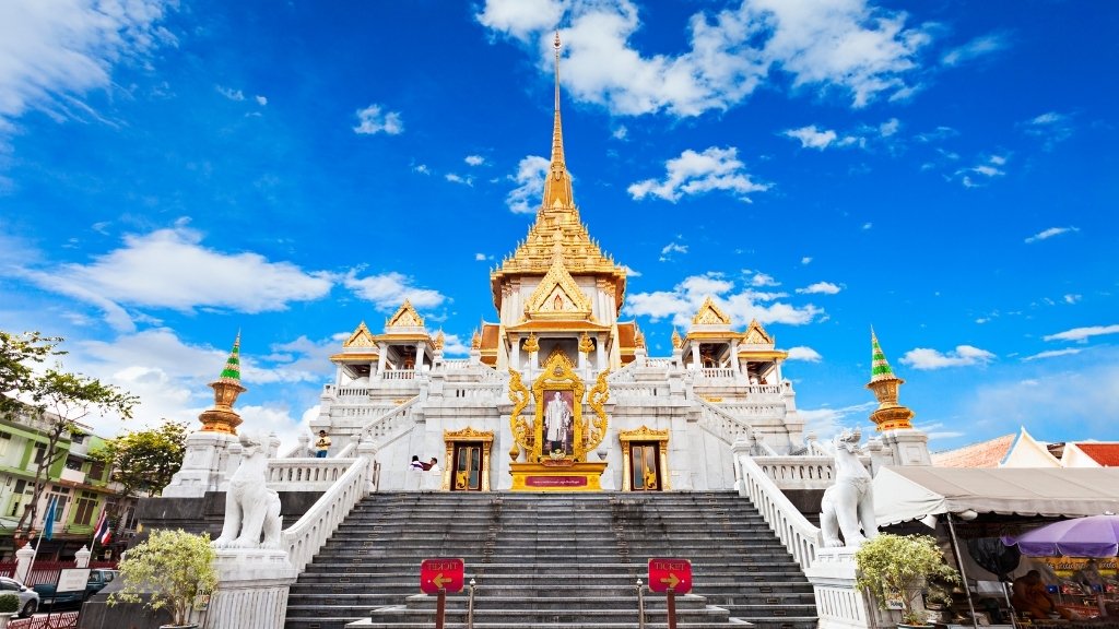 Wat Traimit