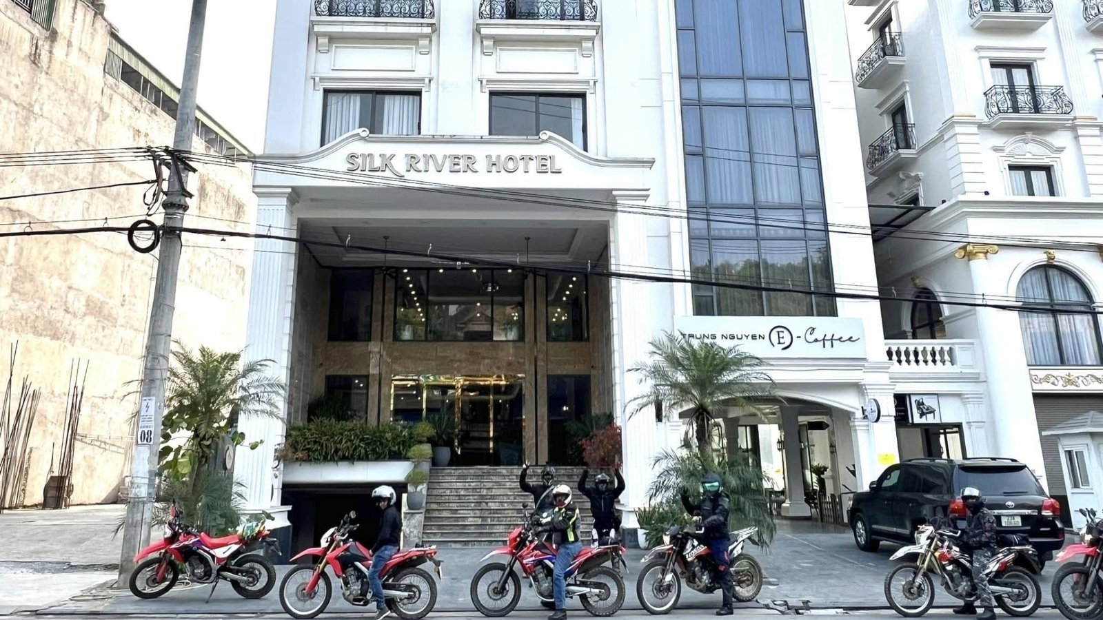 Silk River Hotel