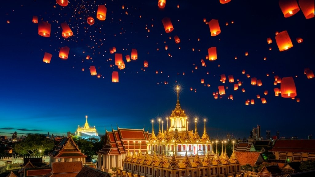 Yi Peng Lantern Festival

