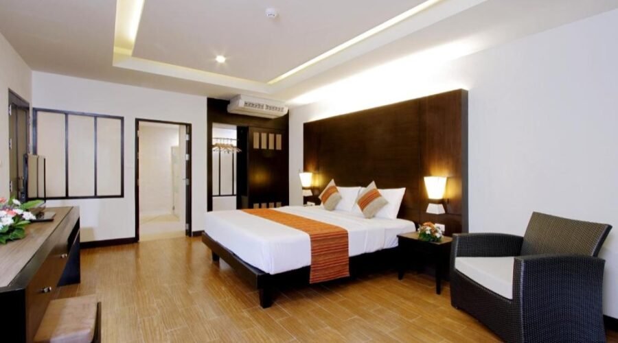 Kata Sea Breeze Resort