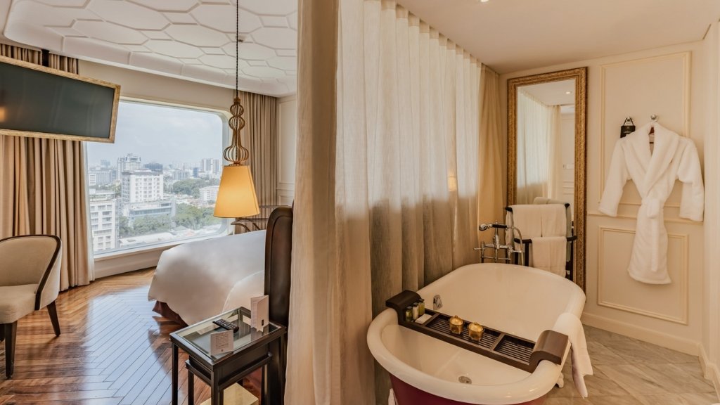 Hotel des Arts Saigon MGallery Collection