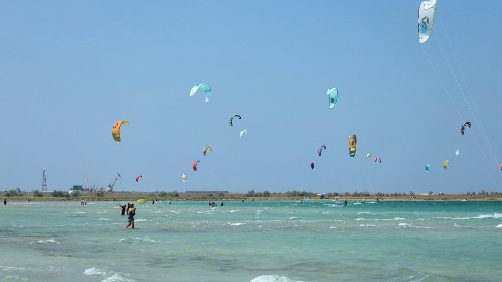 Kitesurfing in Mui Ne
