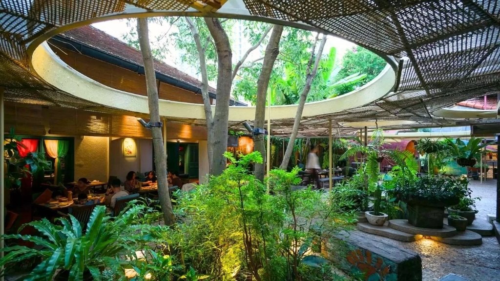 Hum Garden Restaurant